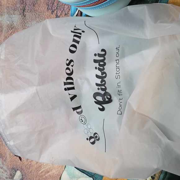 Loungefly Light Blue & Red Winnie the Pooh Friends Mini Backpack (Nwt) - Picture 3 of 3